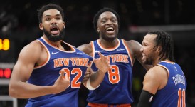 阿门：赛场新星NBA球员，数据亮眼迎成长挑战